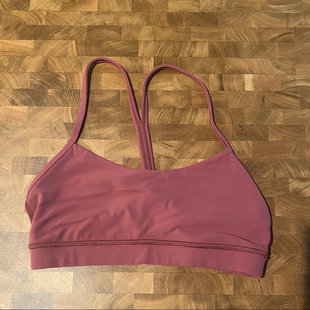 Lululemon Flow Y Nulu Bra